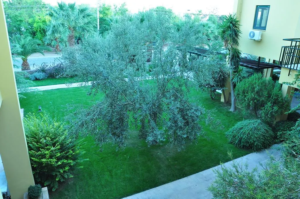 Palm Court Suites Ayvalı 3*,