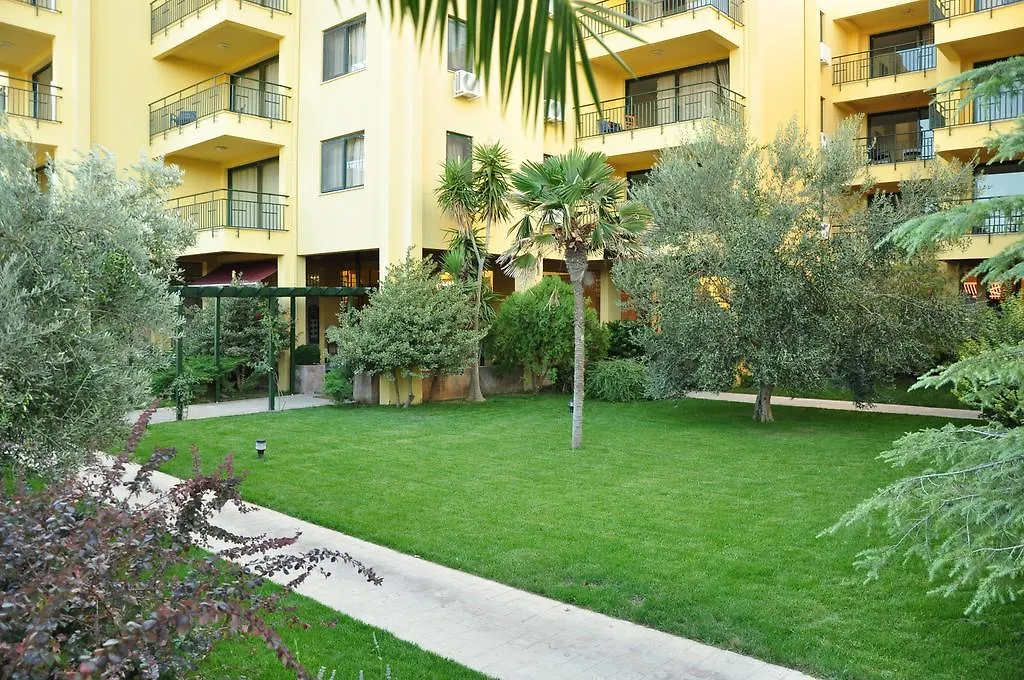 Bed & Breakfast Palm Court Suites Ayvalı