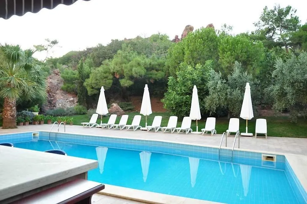 Palm Court Suites Ayvalı