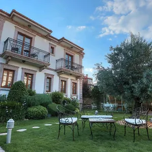 Otel Tas Bahce Cunda